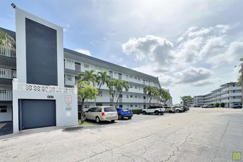 443 NE 195TH STREET #140