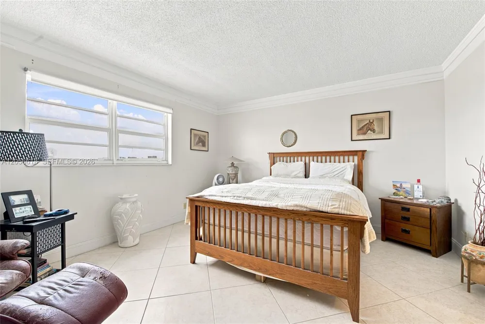 1025 SE 2nd Ave #406 Dania Beach, FL 33004
