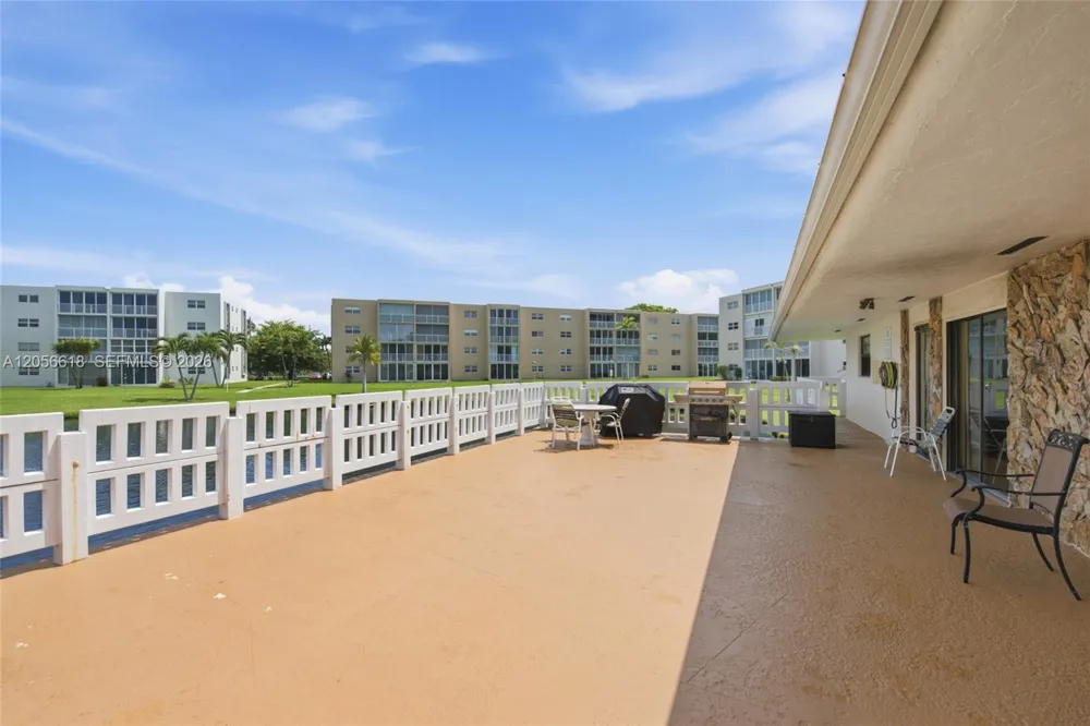 1025 SE 2nd Ave #406 Dania Beach, FL 33004