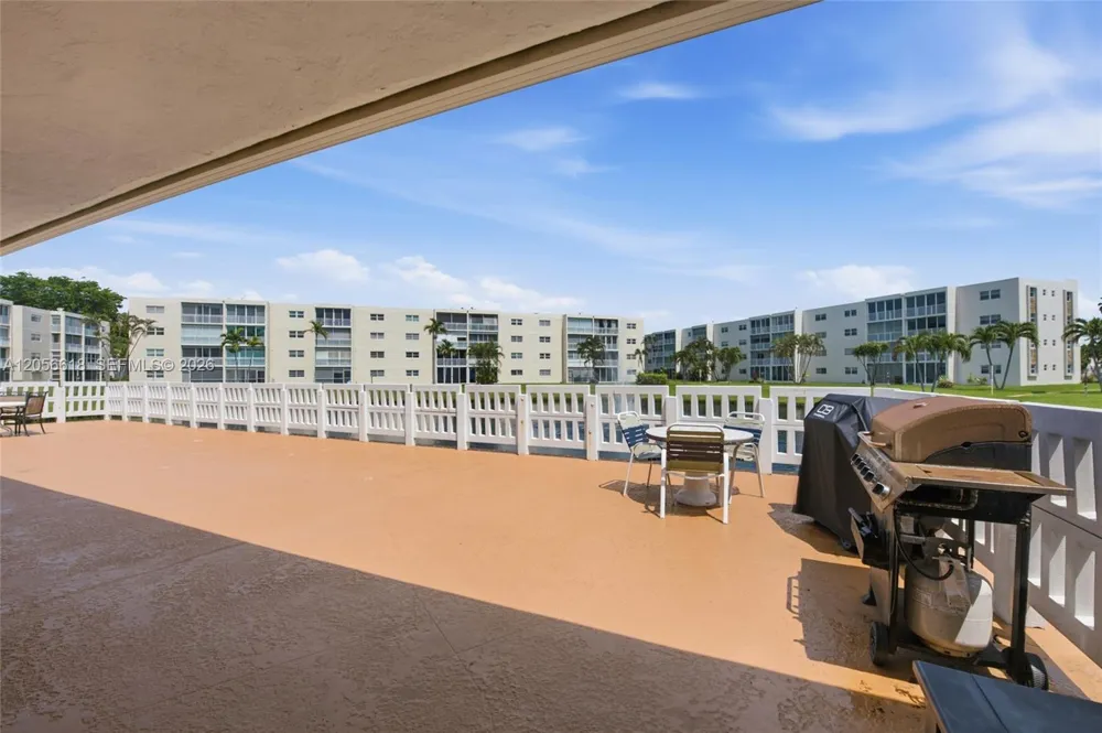 1025 SE 2nd Ave #406 Dania Beach, FL 33004