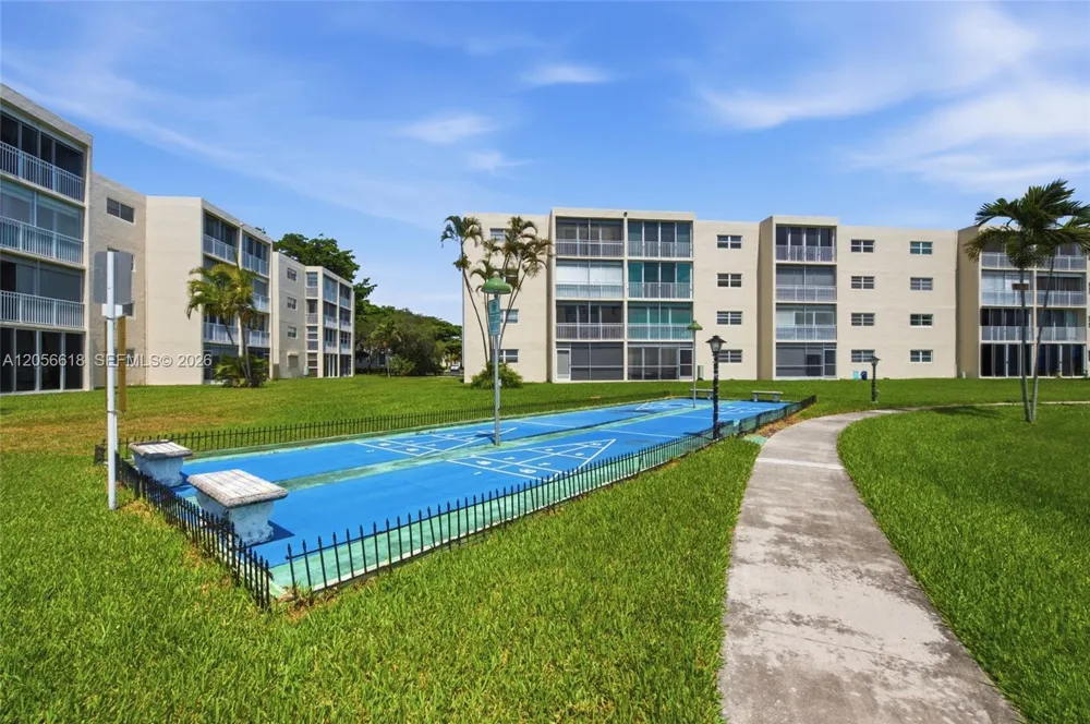 1025 SE 2nd Ave #406 Dania Beach, FL 33004