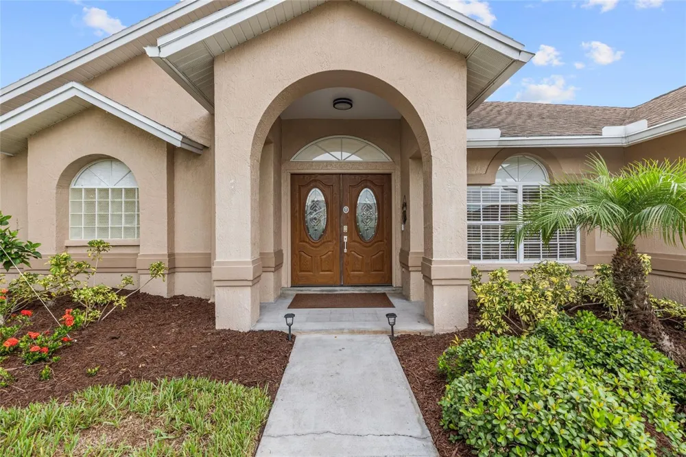 22861 STERLING MANOR LOOP Lutz, FL 33549