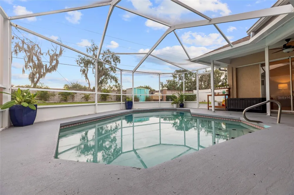 22861 STERLING MANOR LOOP Lutz, FL 33549