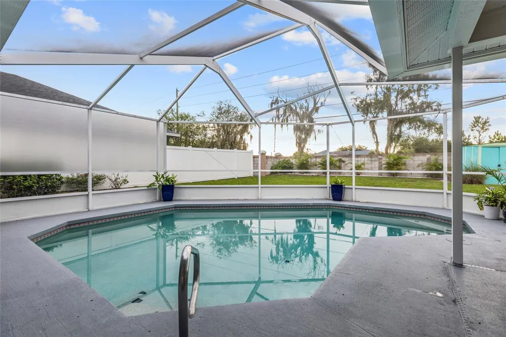 22861 STERLING MANOR LOOP Lutz, FL 33549
