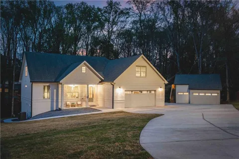 5758 Williams Road