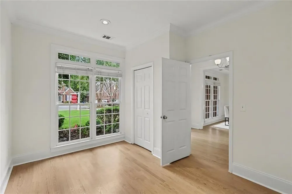 2335 Oakshire Court Decatur, GA 30033
