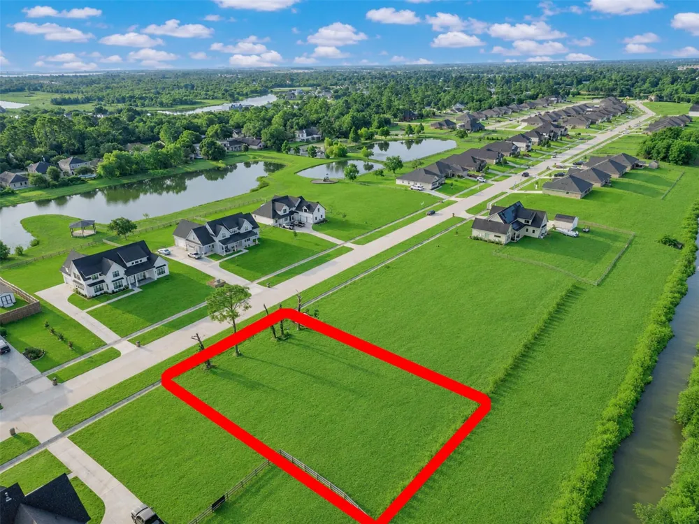 4116 Leslies Way Dickinson, TX 77539