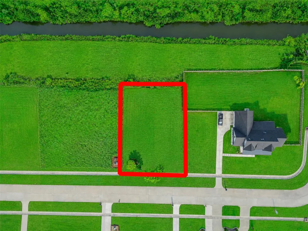 4116 Leslies Way Dickinson, TX 77539