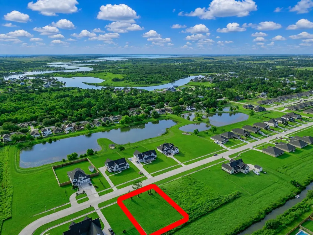 4116 Leslies Way Dickinson, TX 77539
