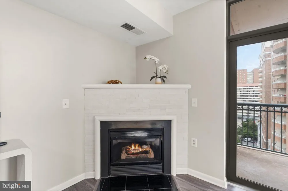 851 GLEBE ROAD #1309 Arlington, VA 22203