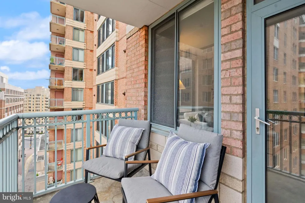 851 GLEBE ROAD #1309 Arlington, VA 22203