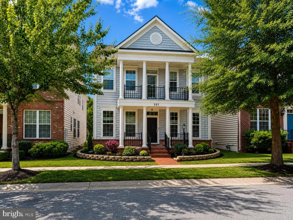 207 WINTER WALK DRIVE Gaithersburg, MD 20878