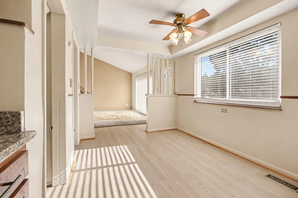 13429 Garfield Street Redford, MI 48239