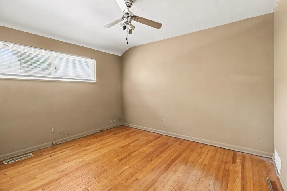 13429 Garfield Street Redford, MI 48239