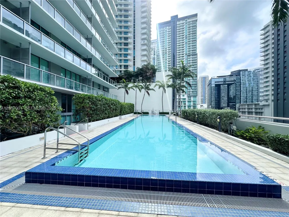79 SW 12th St #2809-S Miami, FL 33130
