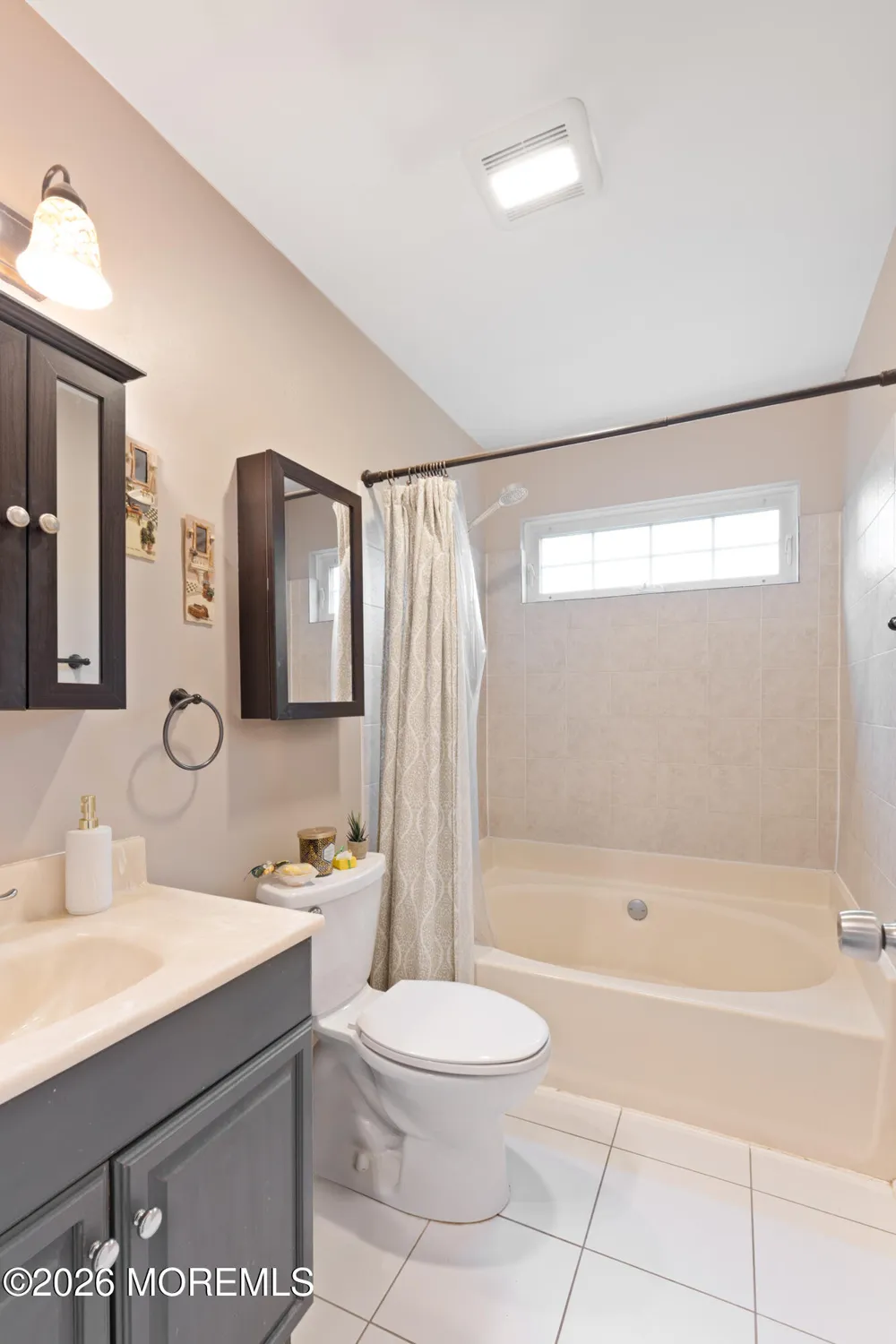 24 Crop Court Tinton Falls, NJ 07753