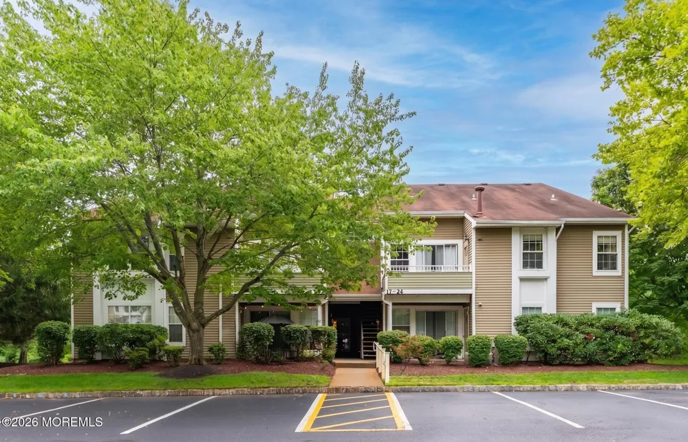 24 Crop Court Tinton Falls, NJ 07753