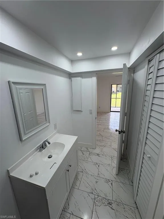 606 Gerald Avenue #112 Lehigh Acres, FL 33936