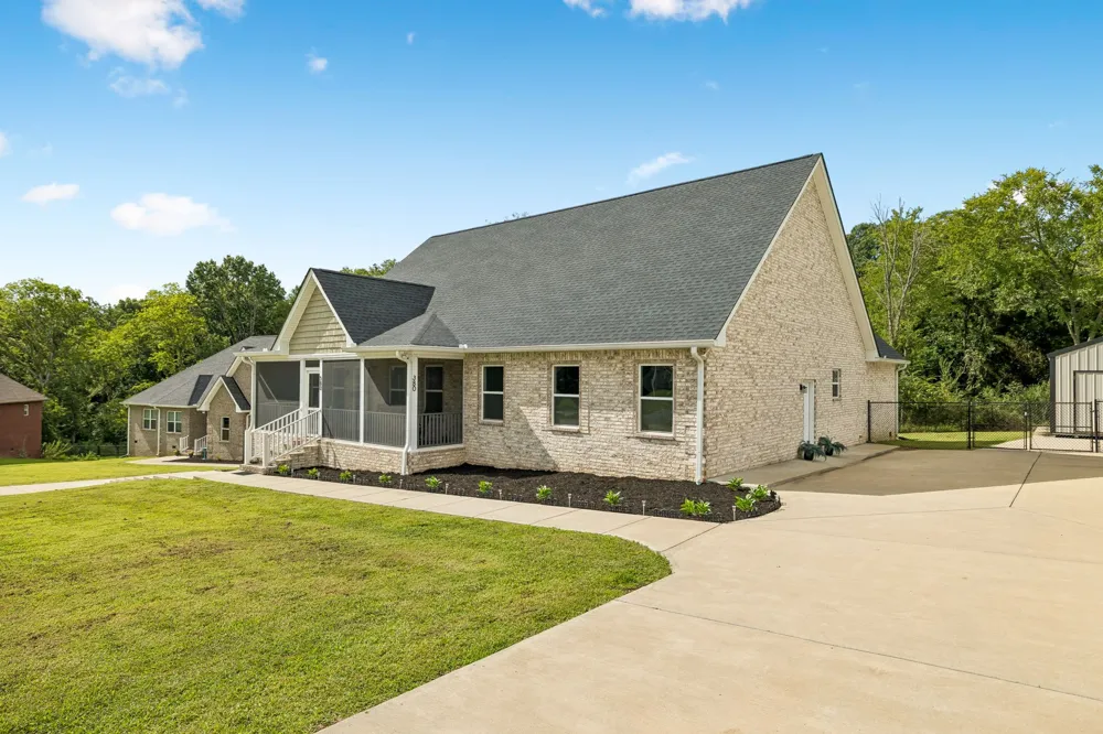 380 Mockingbird Ln Hartsville, TN 37074