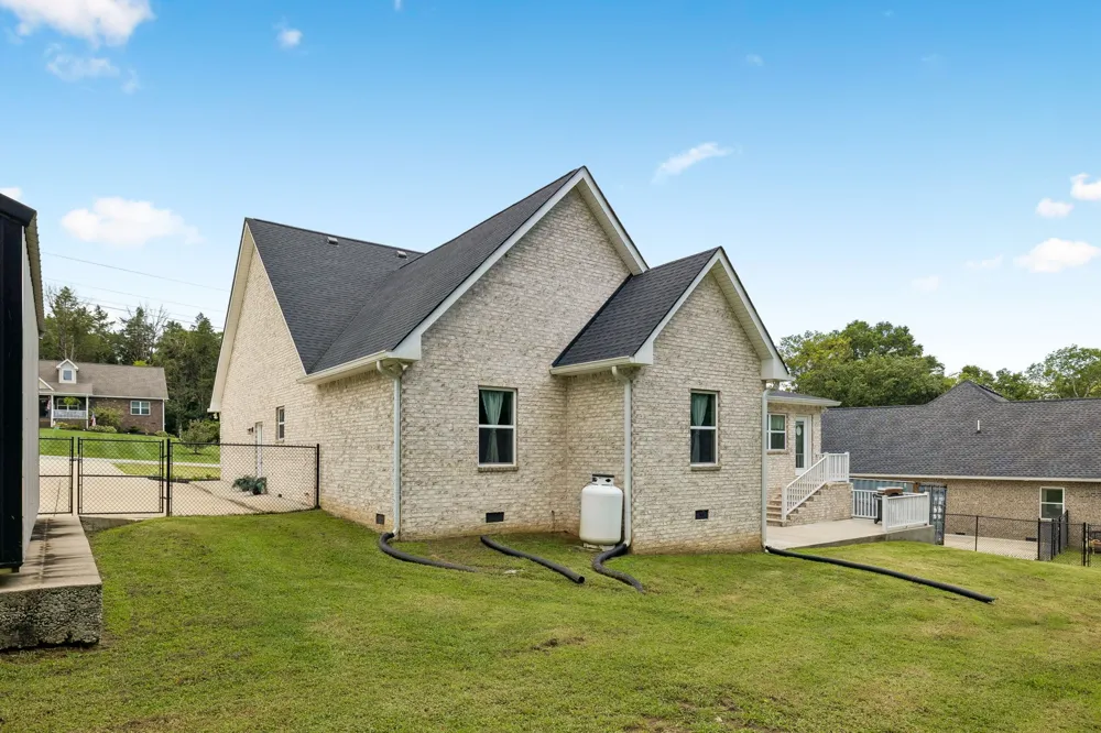 380 Mockingbird Ln Hartsville, TN 37074