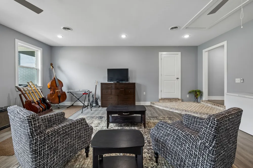 380 Mockingbird Ln Hartsville, TN 37074