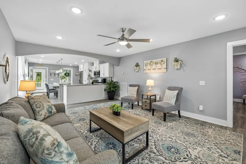 380 Mockingbird Ln Hartsville, TN 37074