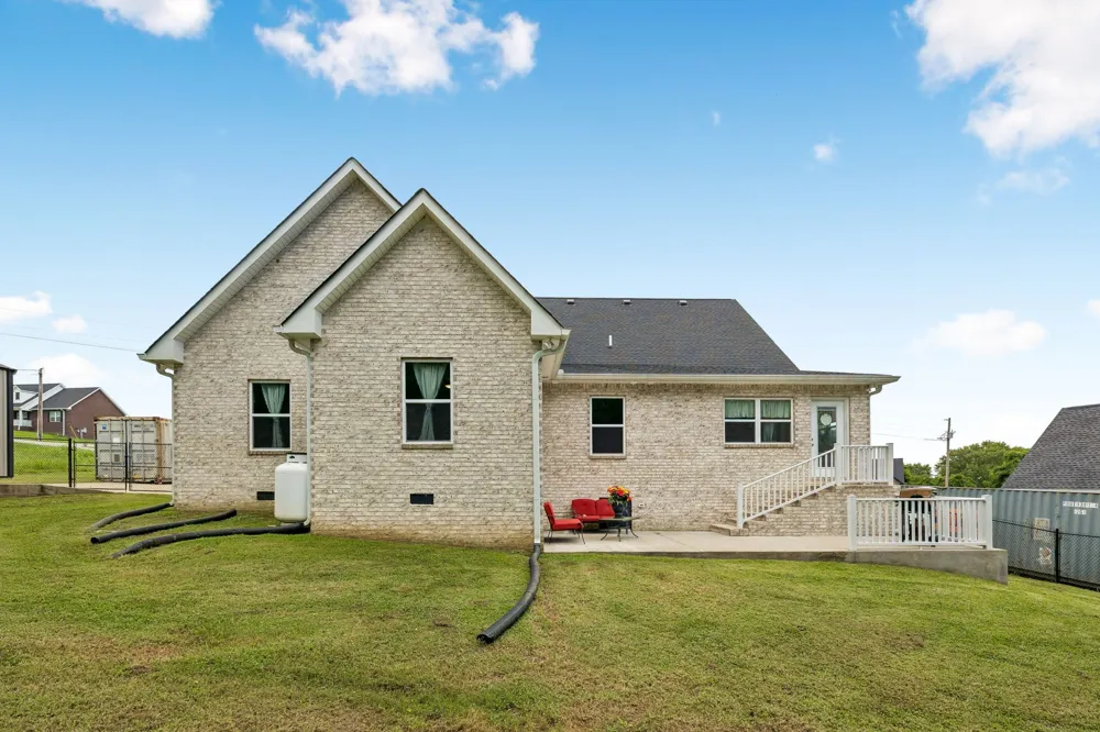 380 Mockingbird Ln Hartsville, TN 37074