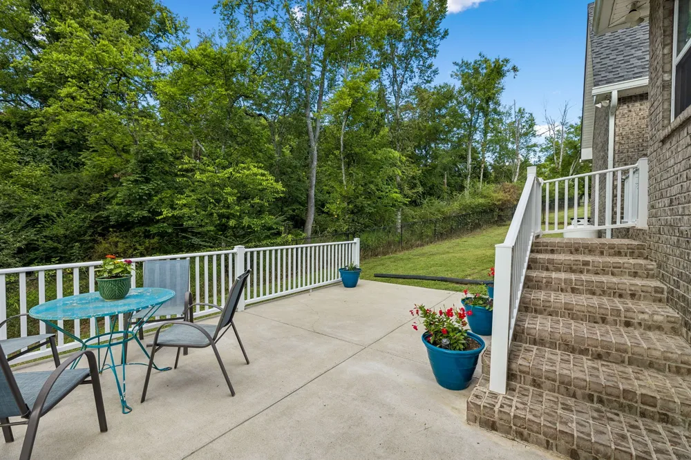 400 Mockingbird Ln Hartsville, TN 37074