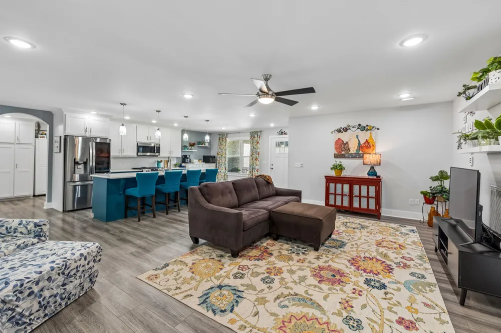400 Mockingbird Ln Hartsville, TN 37074