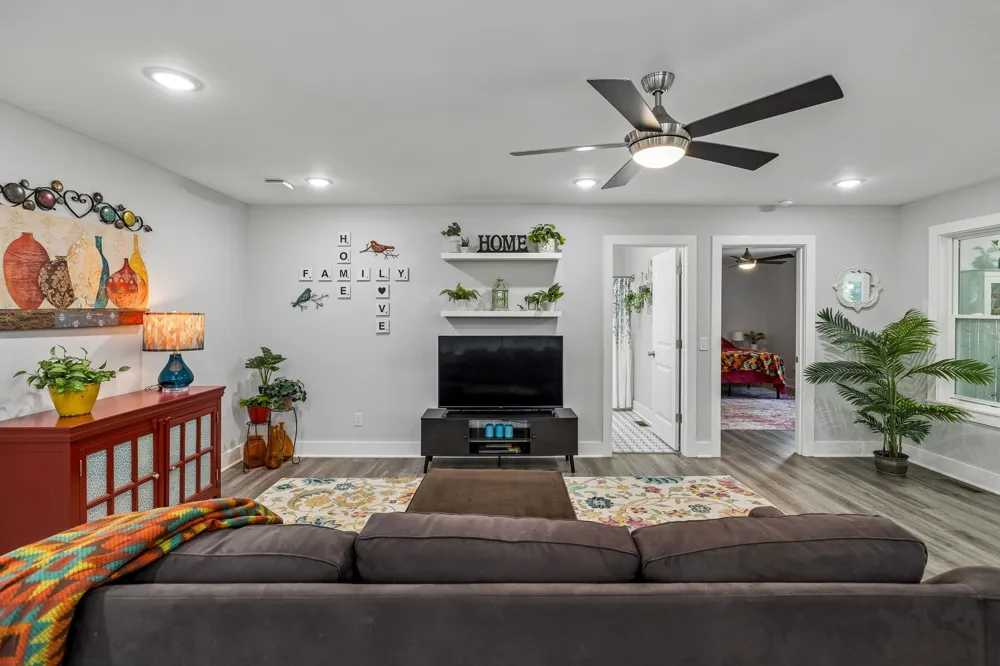 400 Mockingbird Ln Hartsville, TN 37074