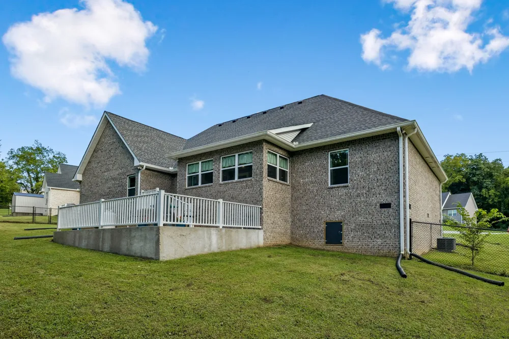 400 Mockingbird Ln Hartsville, TN 37074