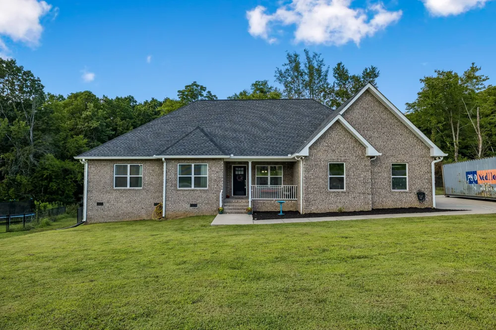 400 Mockingbird Ln Hartsville, TN 37074