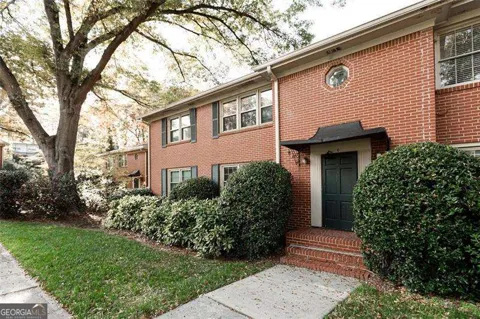 425 Lindbergh DR NE