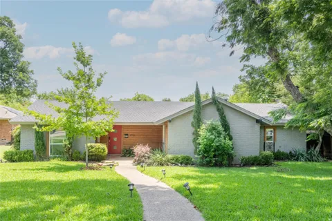 9716 Ravensway Drive