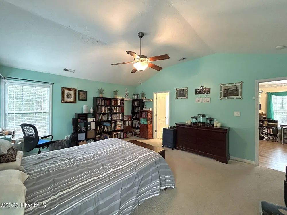 305 Vito Court Richlands, NC 28574