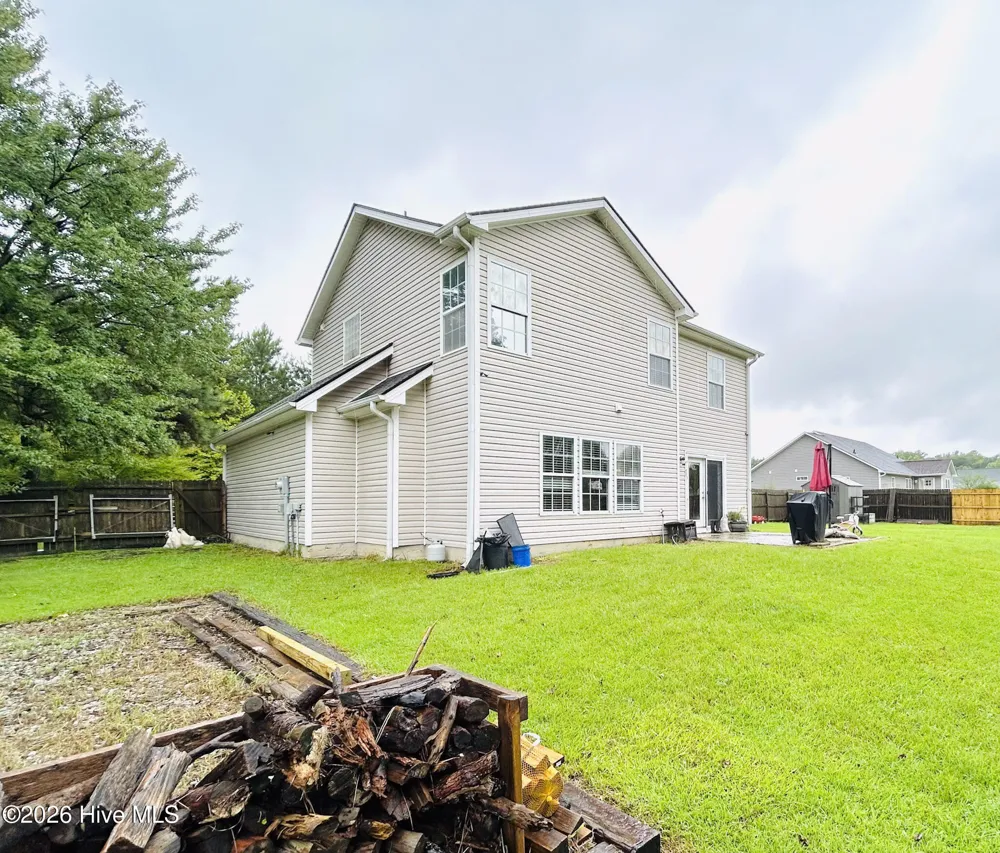 305 Vito Court Richlands, NC 28574