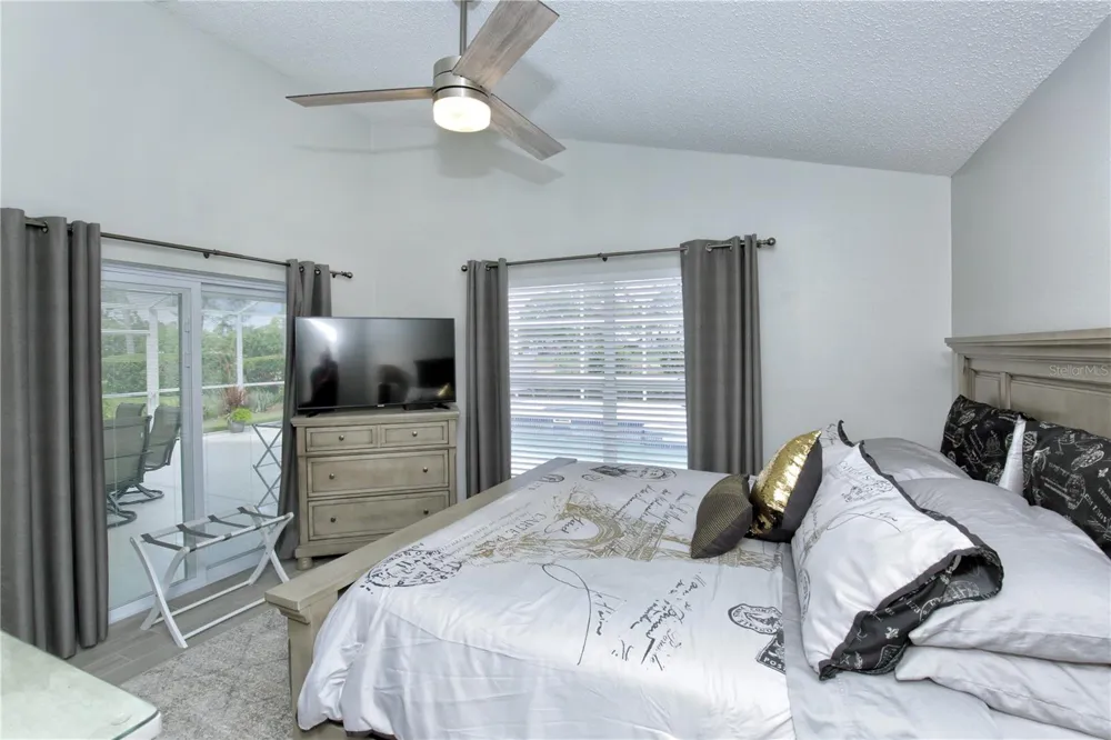 1942 BERMUDA POINTE DRIVE Haines City, FL 33844
