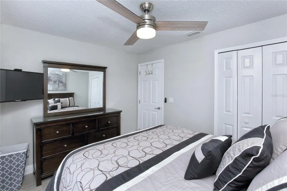 1942 BERMUDA POINTE DRIVE Haines City, FL 33844