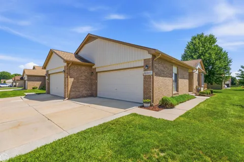 26160 Knollwood Drive