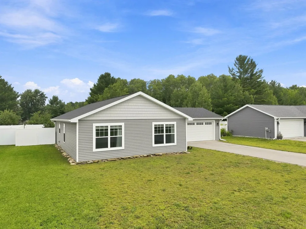 4950 Meadowlark Lane Blair Township, MI 49685