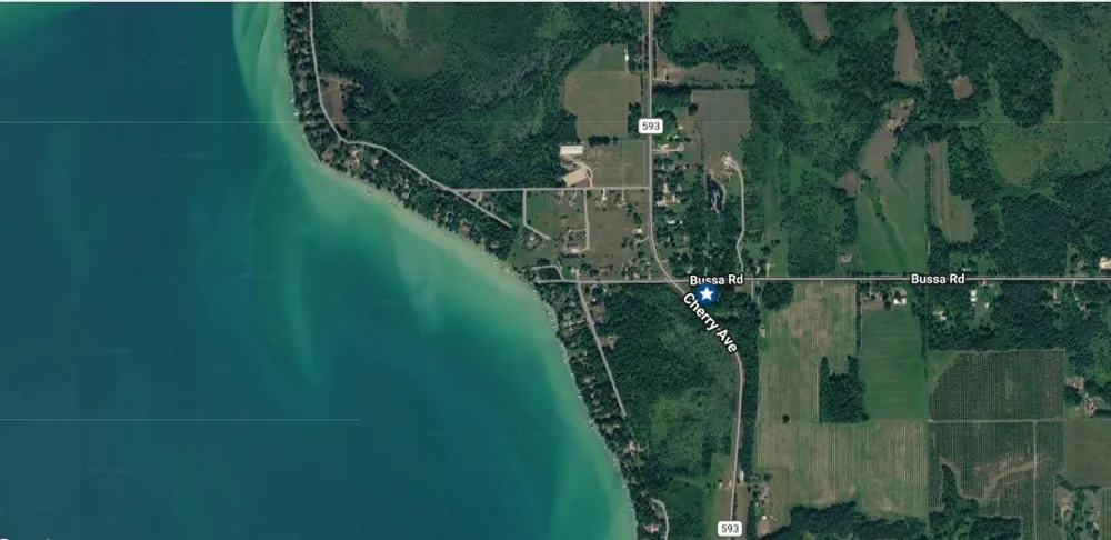 8279 Cherry Avenue Milton Township, MI 49676