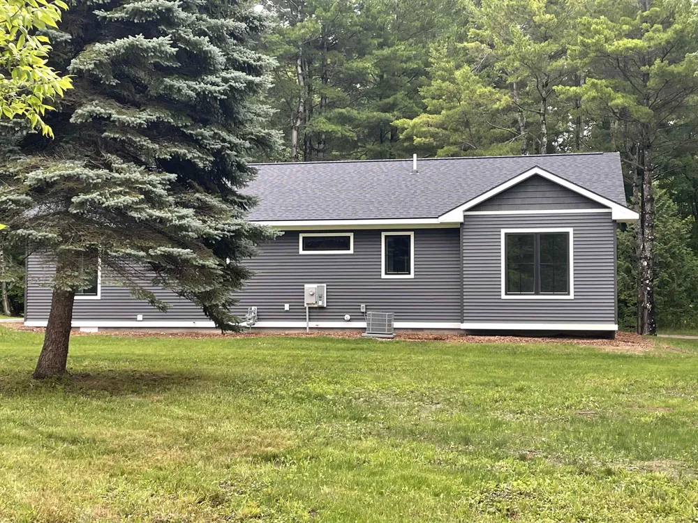 8279 Cherry Avenue Milton Township, MI 49676