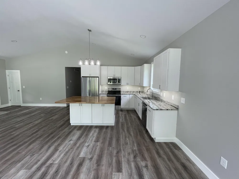 8279 Cherry Avenue Milton Township, MI 49676