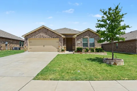 1207 Honeysuckle Drive