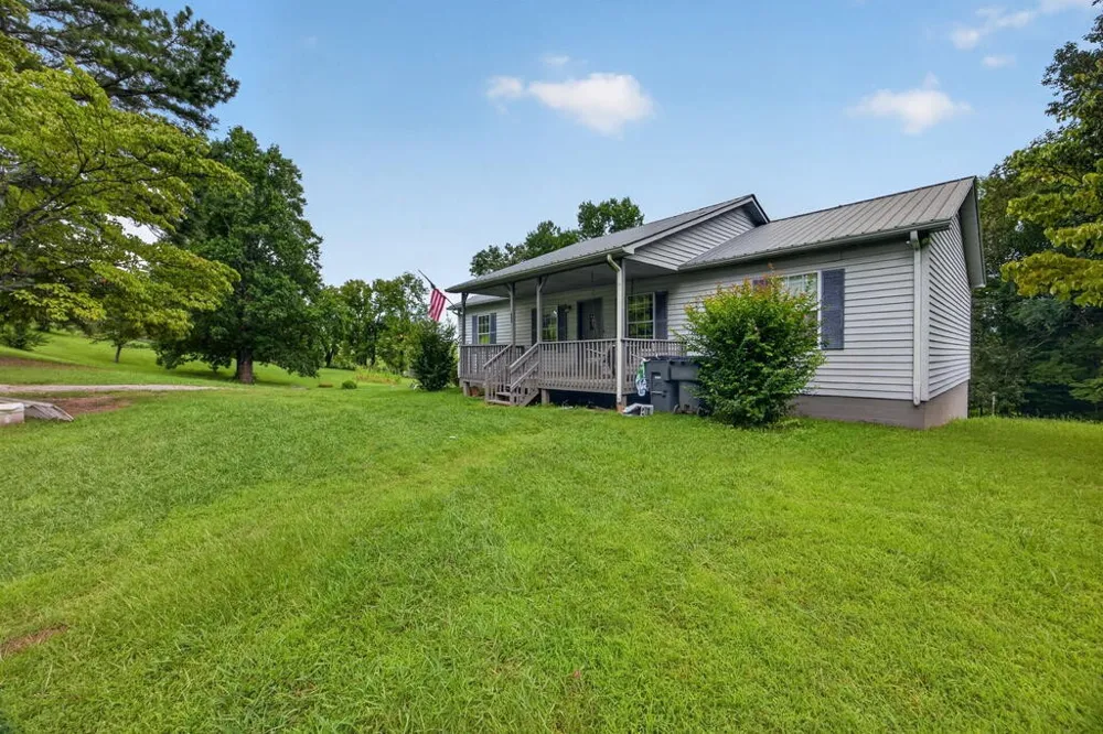 4536 Old Sparta Rd Cookeville, TN 38506