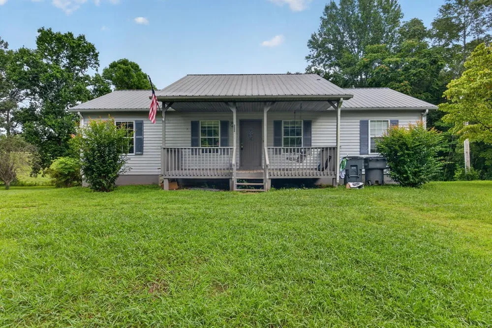 4536 Old Sparta Rd Cookeville, TN 38506