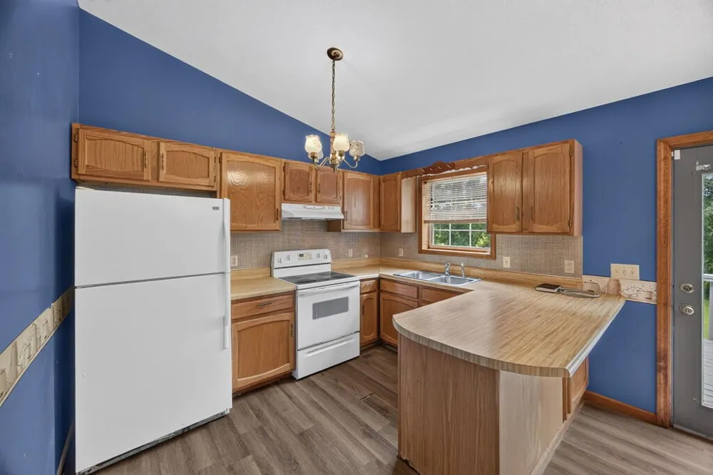 4536 Old Sparta Rd Cookeville, TN 38506