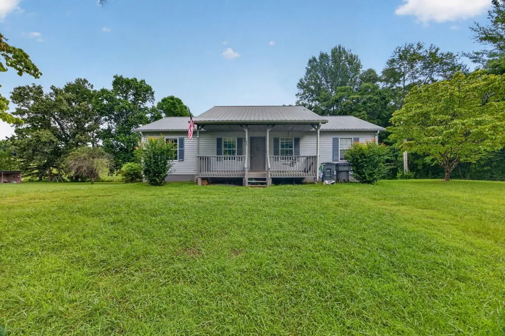 4536 Old Sparta Rd Cookeville, TN 38506