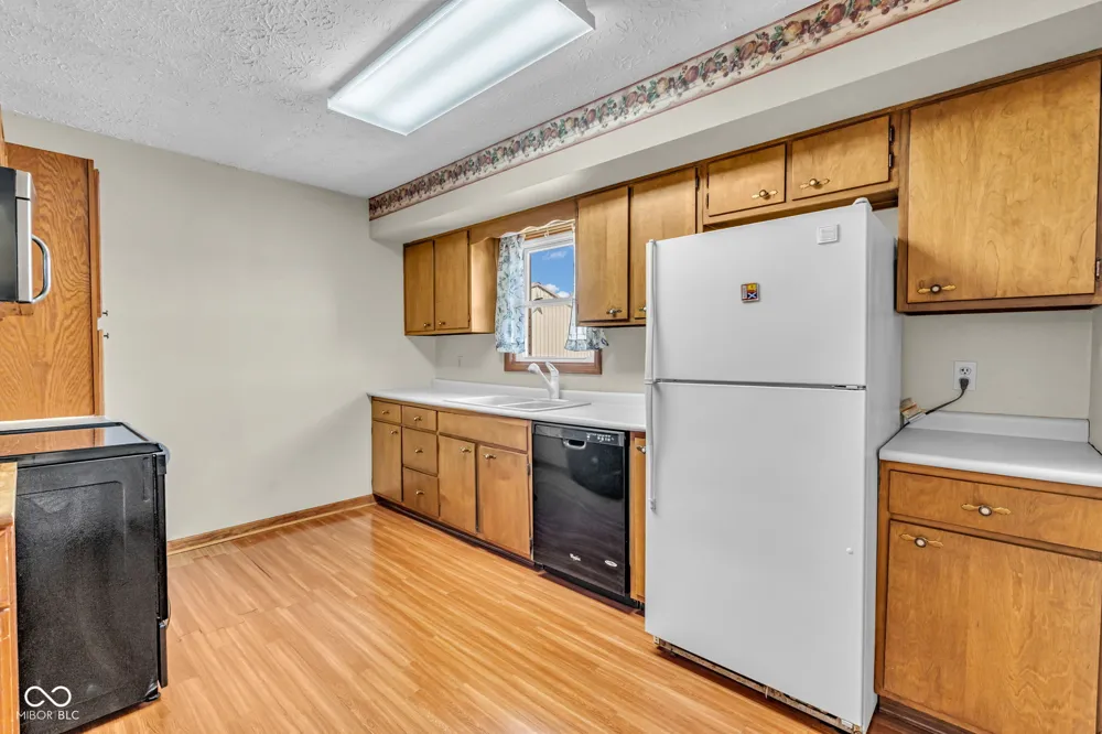 4881 E US HWY 40 Greencastle, IN 46135