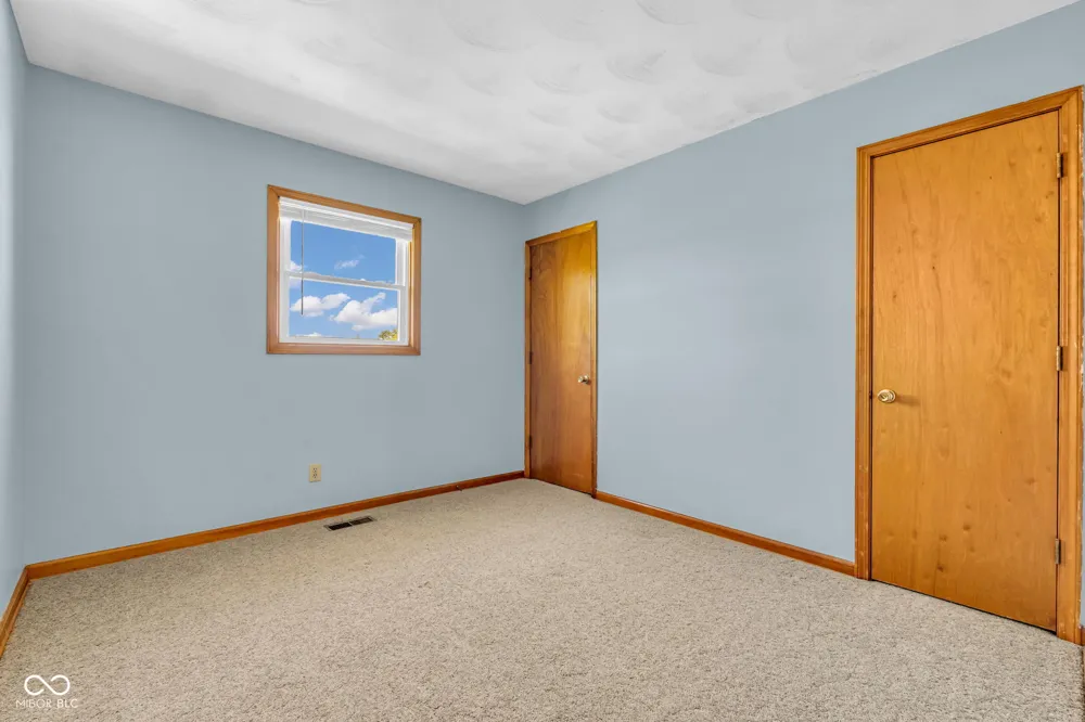 4881 E US HWY 40 Greencastle, IN 46135